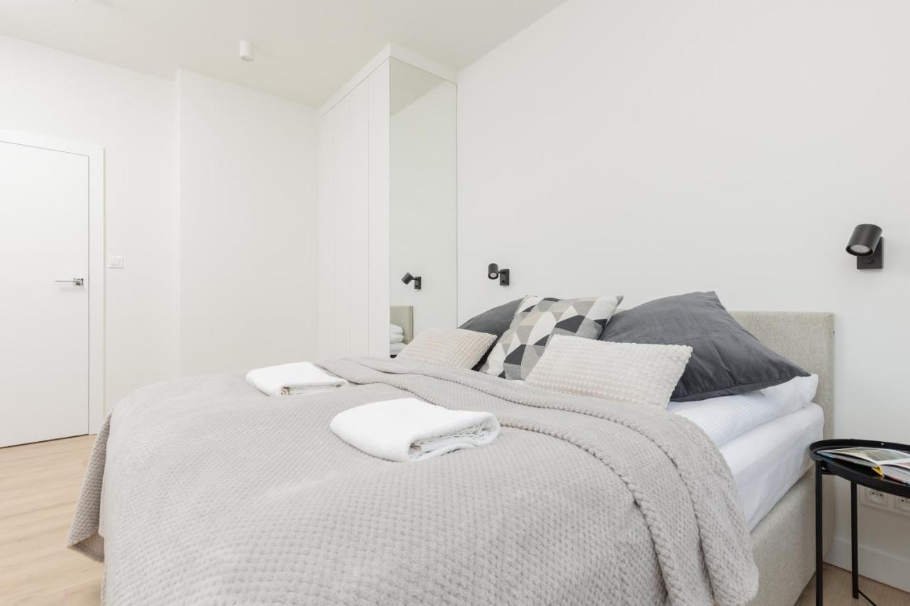 Amazing Spacious Apartments In Warsaw City Center By Noclegi Renters Luaran gambar